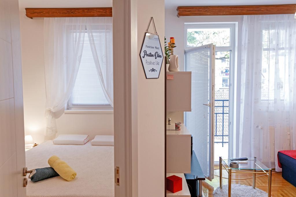 Linden Flower Apartment Суботиця Екстер'єр фото