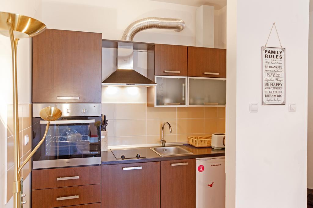Linden Flower Apartment Суботиця Екстер'єр фото